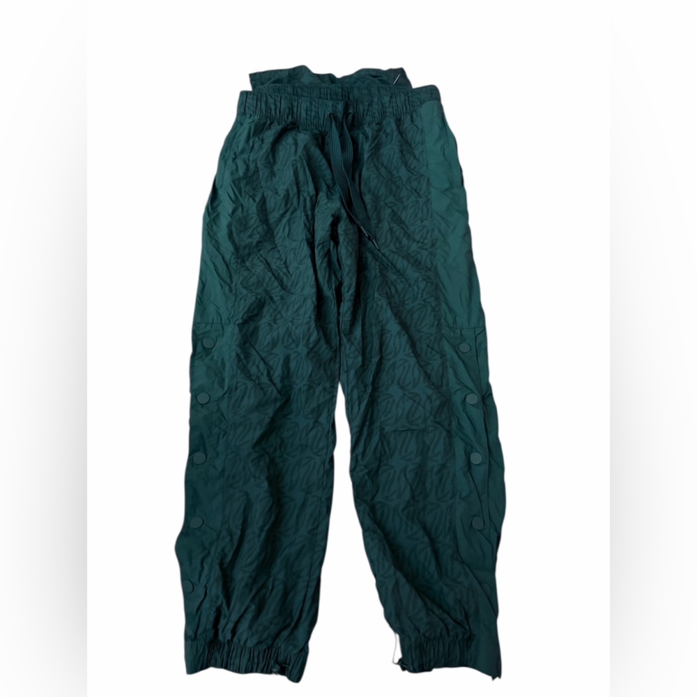 Puma Storm Watch Packable‎ Pants Size M women’s basketball sports athletic